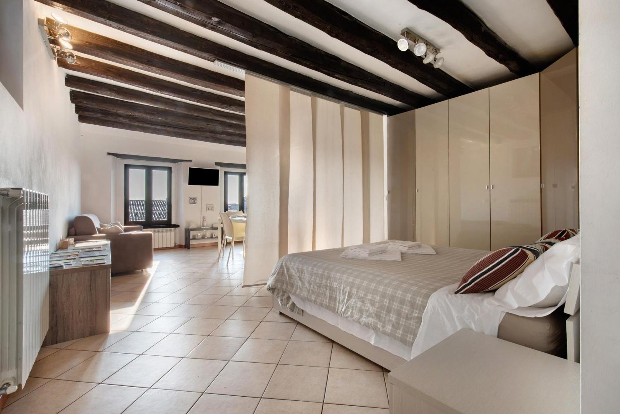 Casa Vacanza Civetta Бергамо Екстериор снимка